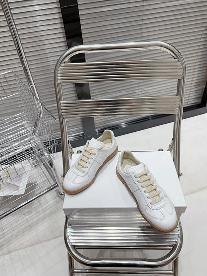 Maison  Pure White Gum Sole