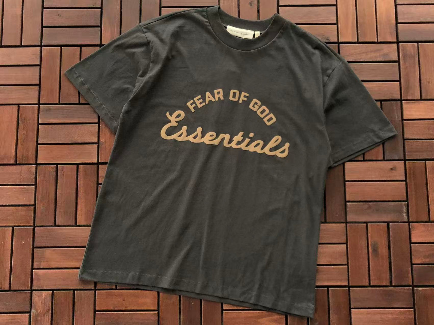 Conjuntos Essentials
