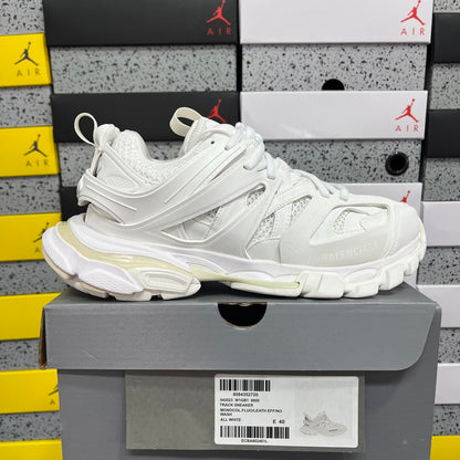 BLG Track Full White