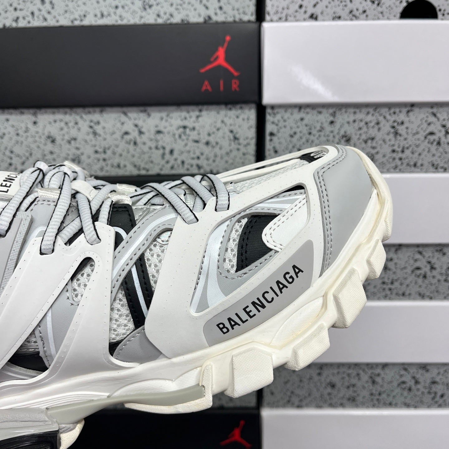 BLG Track Metallic Silver