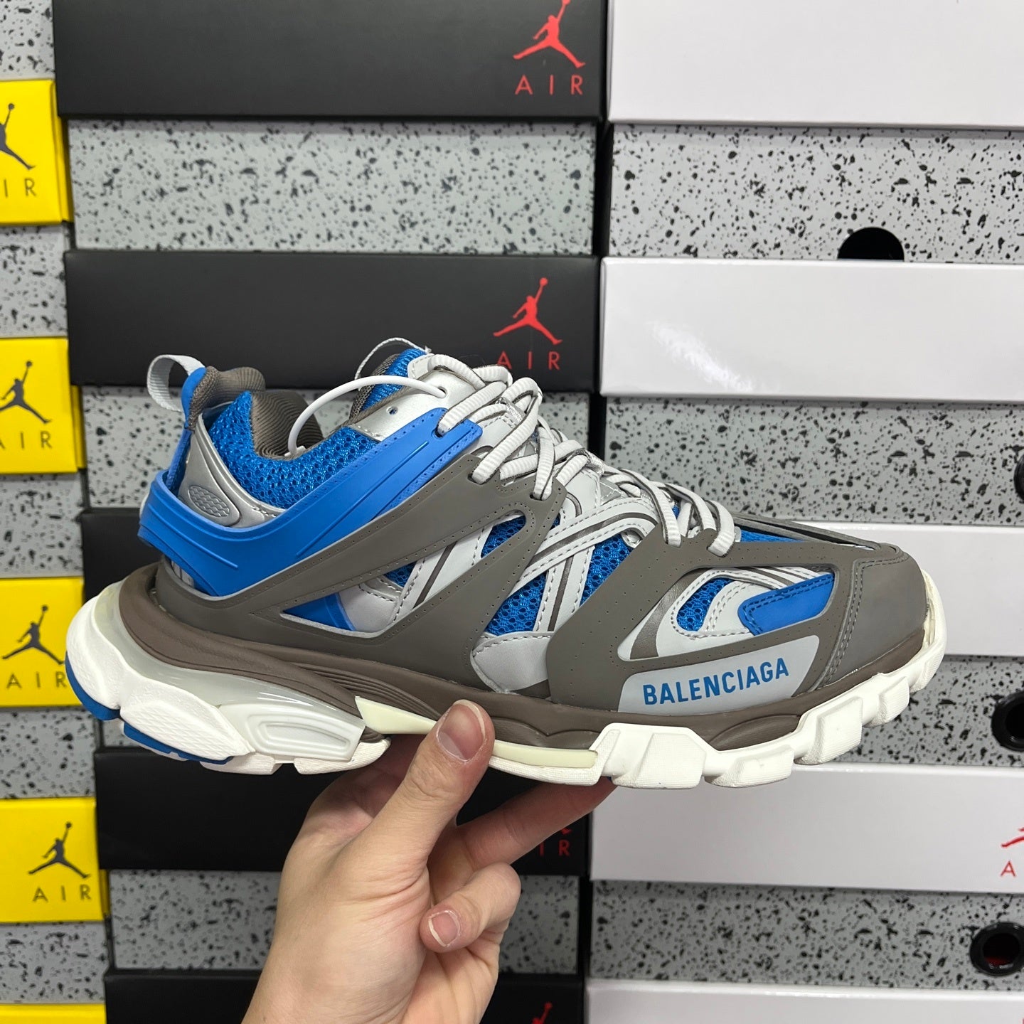 BLG Track Brown & Blue