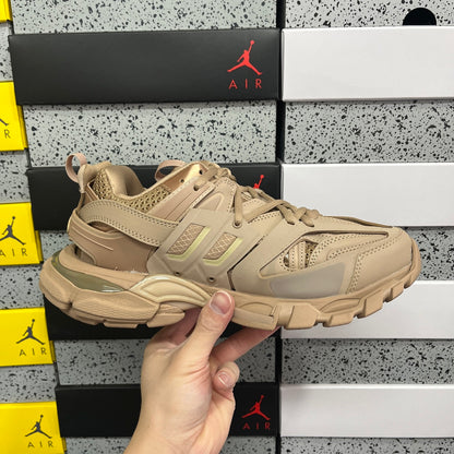 BLG Track Full Beige