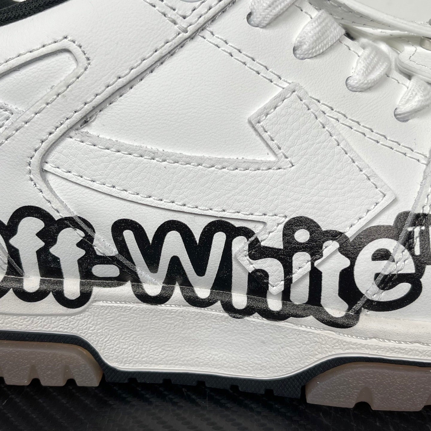 Out Of Office White Off