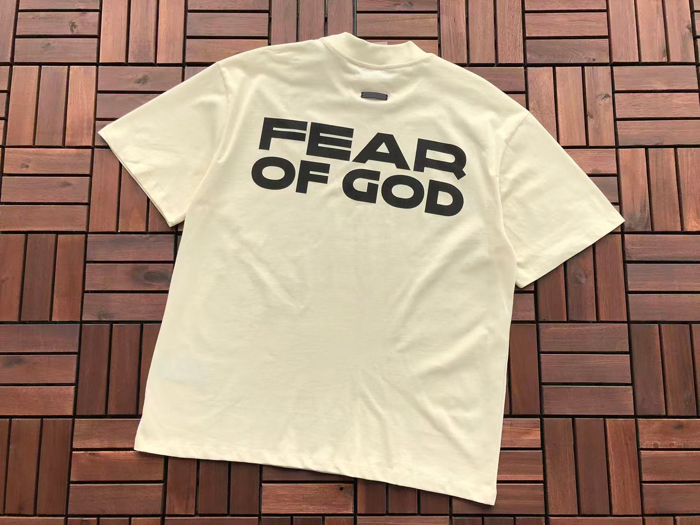 T-Shirt ESSENT
