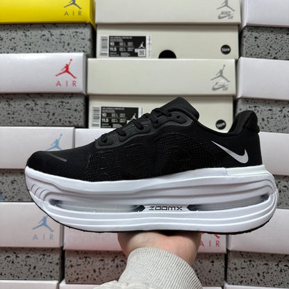 Vomero Premium Black/White