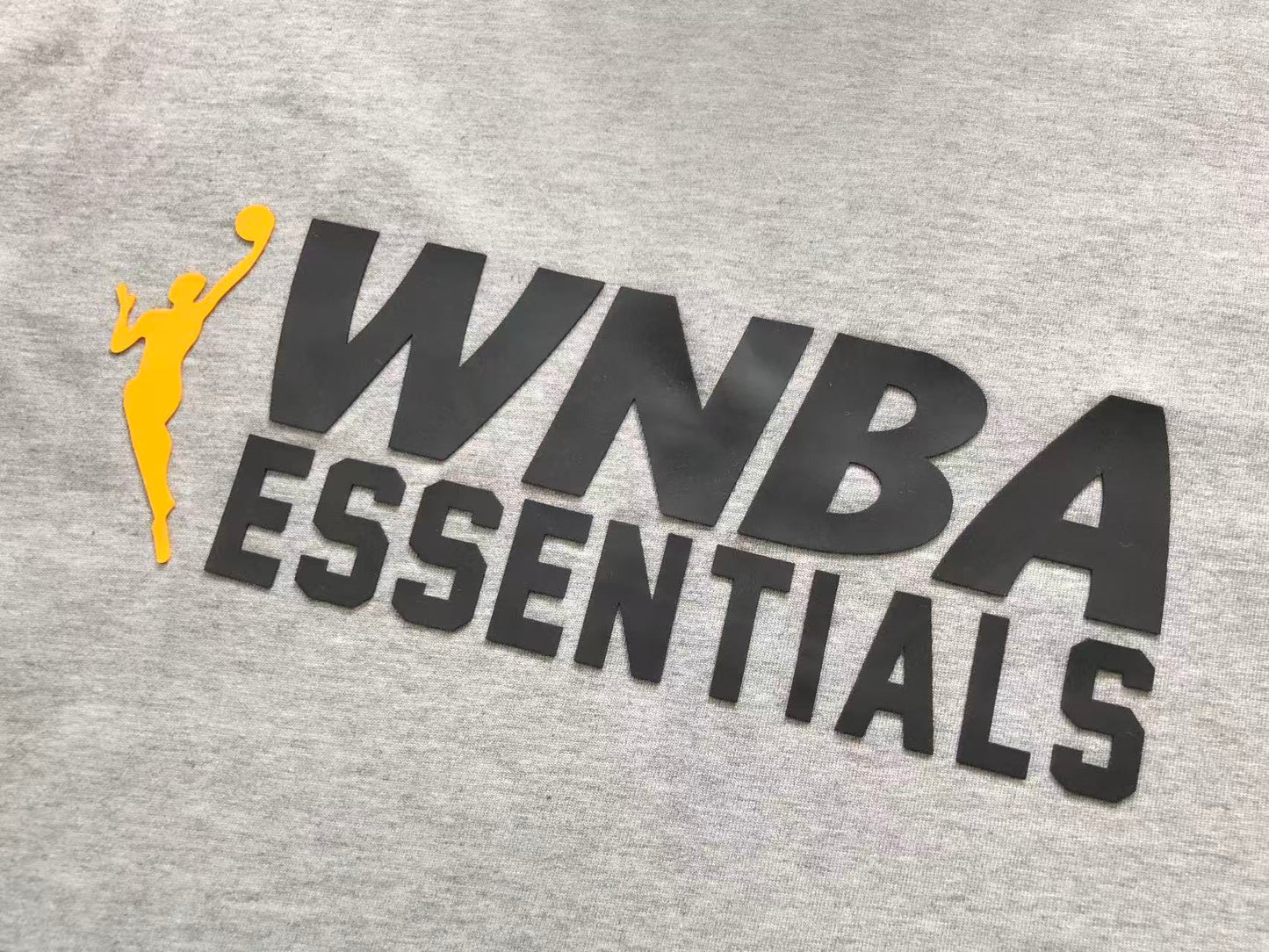 T-Shirt ESSENT