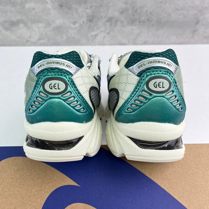 GEL-NIMBUS 10.1 Dark Silver Green Metallic