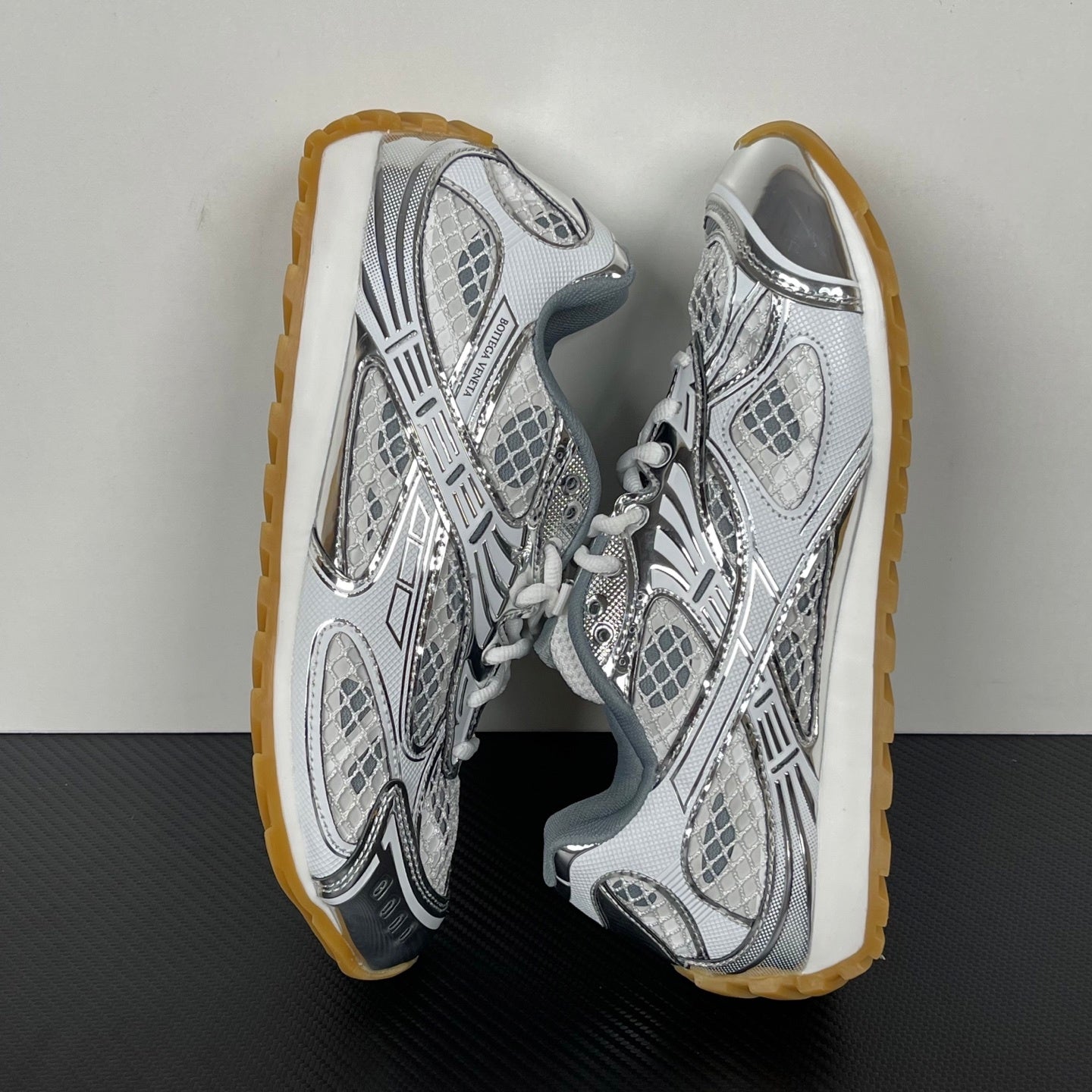 BV Orbit Silver White