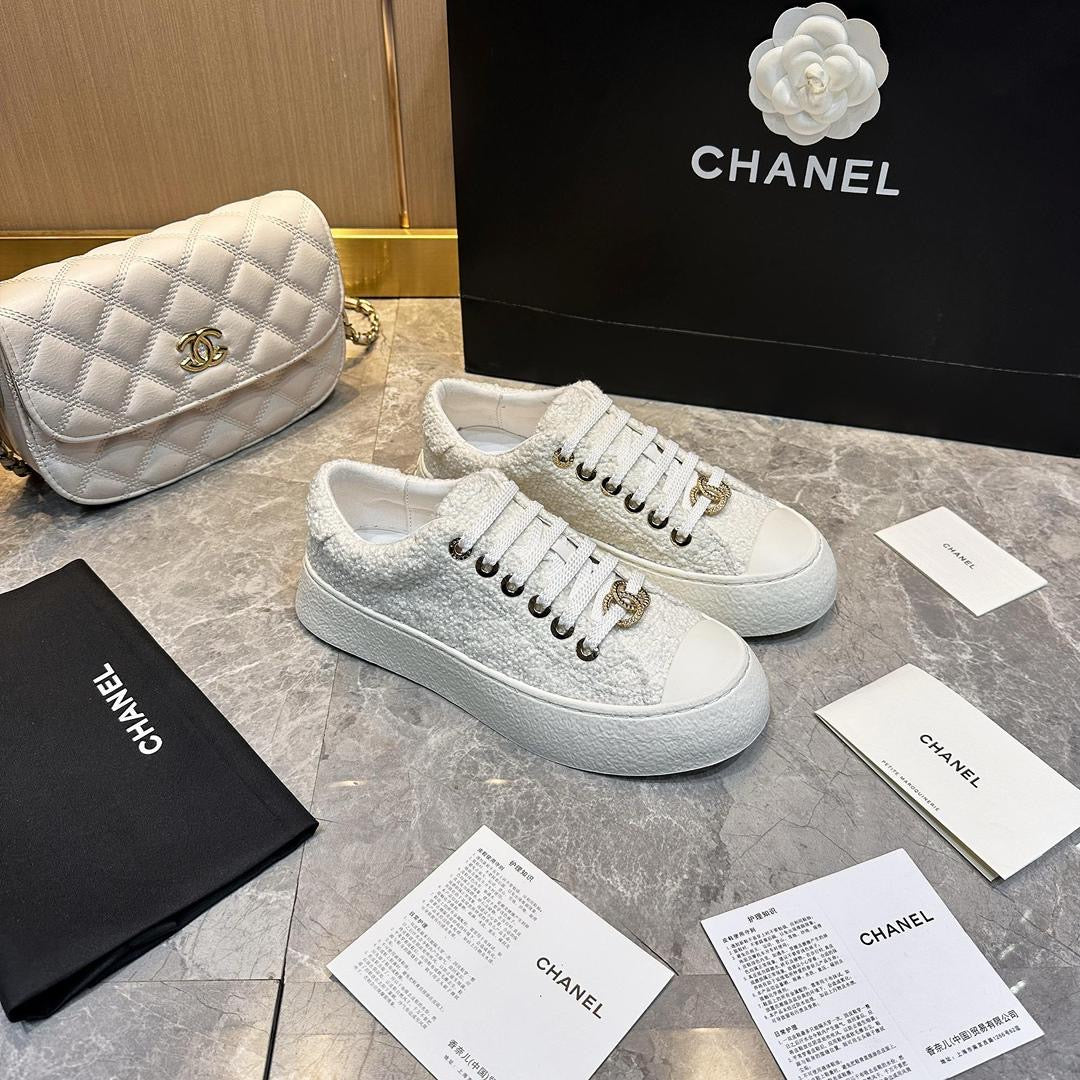 Chanel Tweed CC White