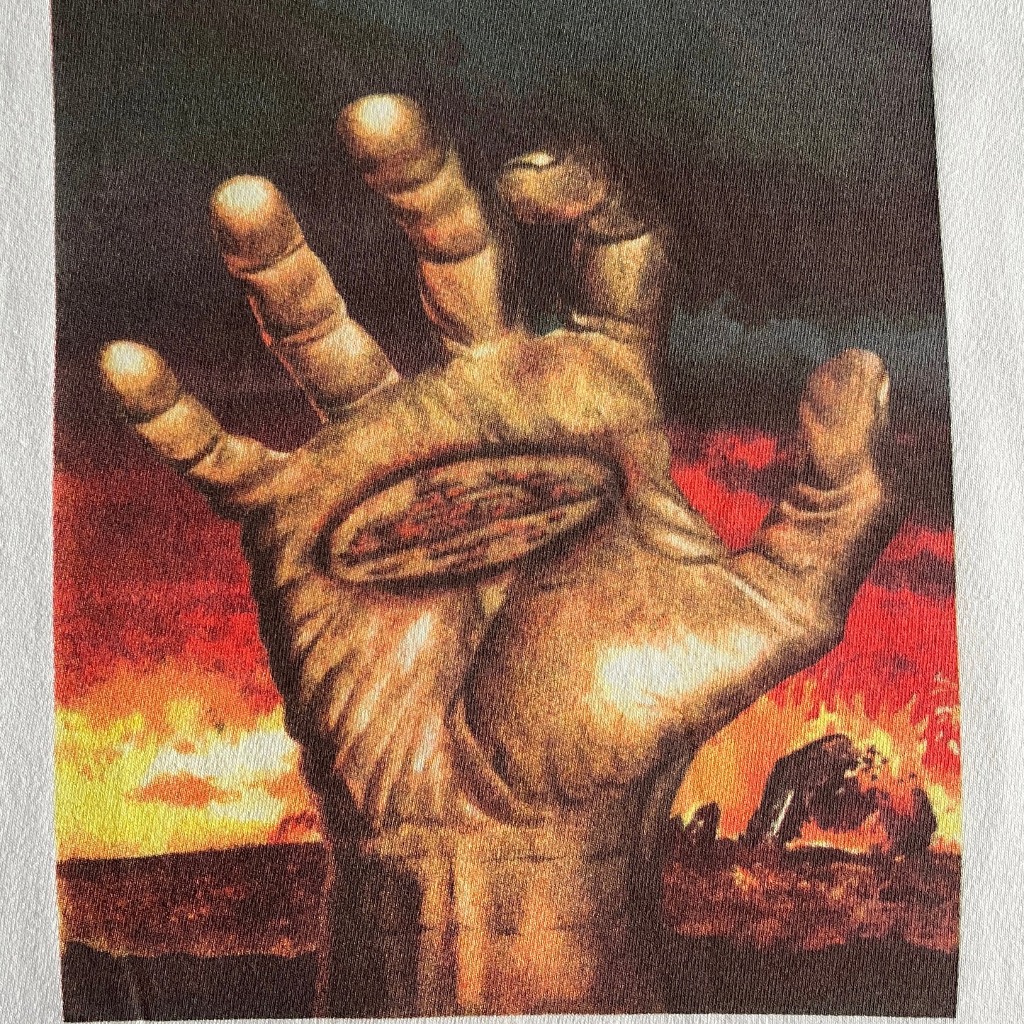 Hand white T shirt