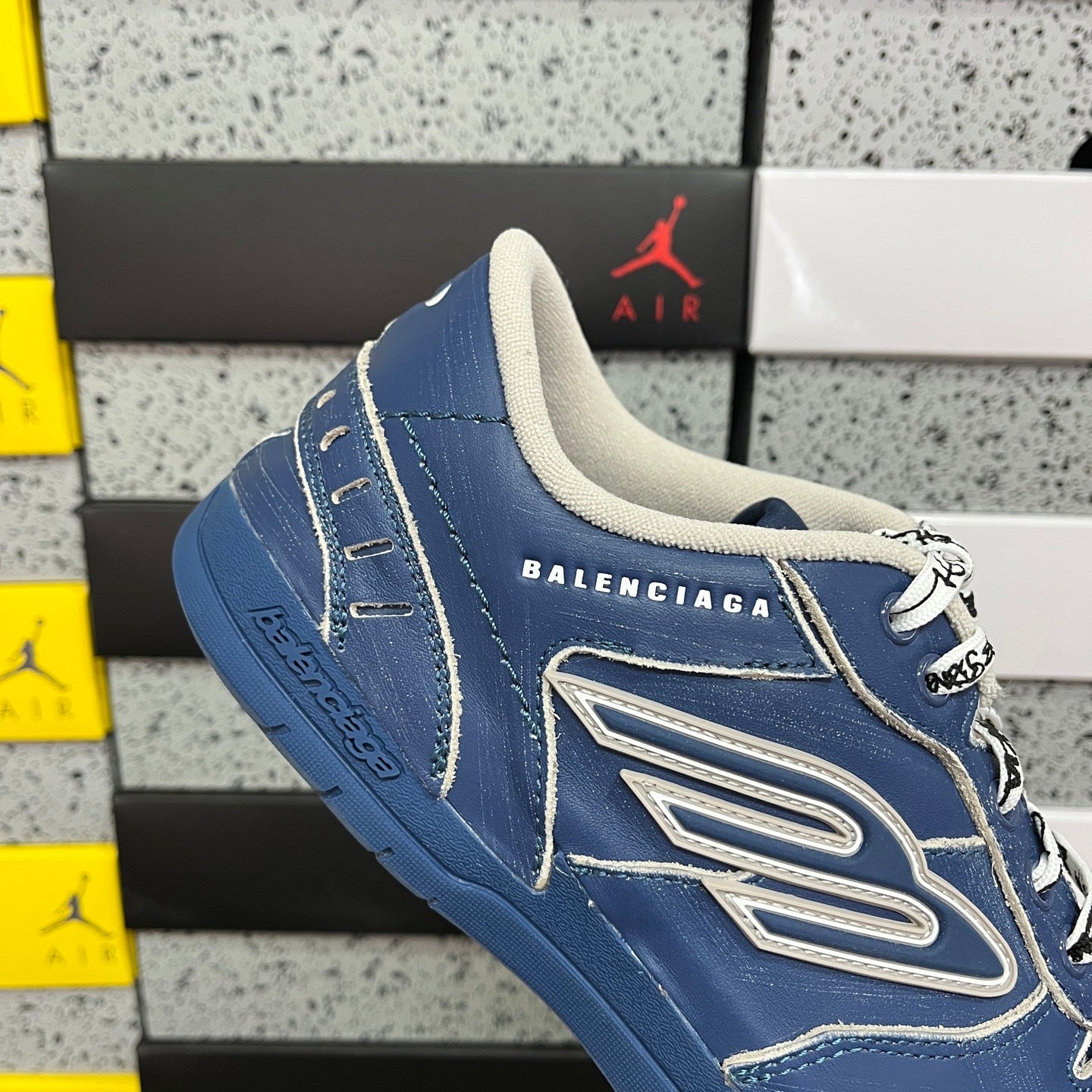 BLG Hamptons Blue