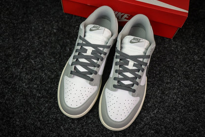 Dunk SP Light Smoke Grey