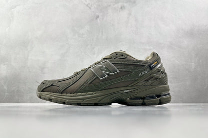 1906 Olive Shadow