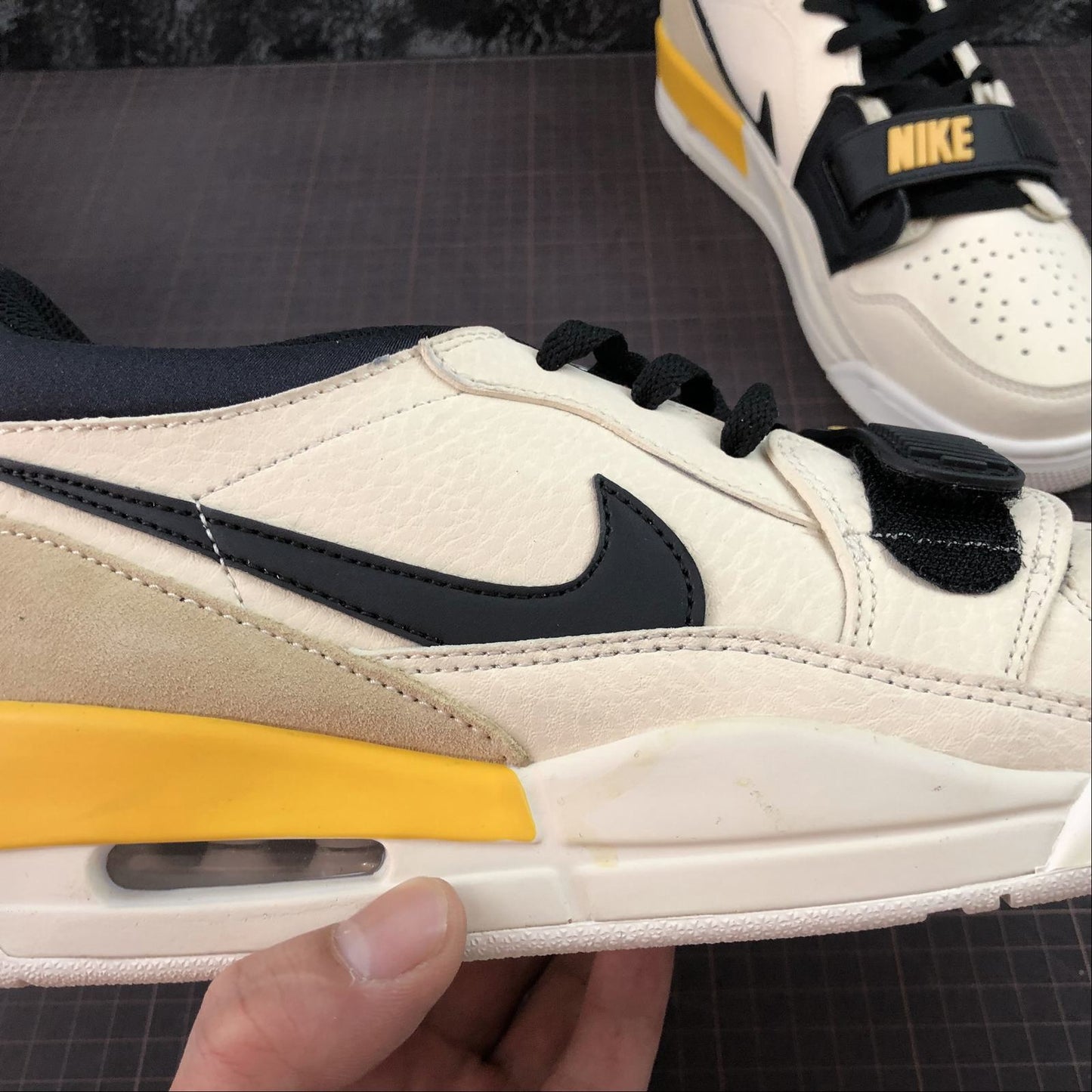 Legacy 312 Pale Vanilla