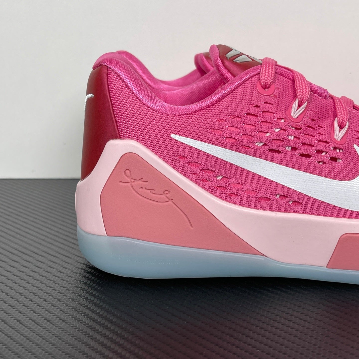 KB9 Protro Think Pink