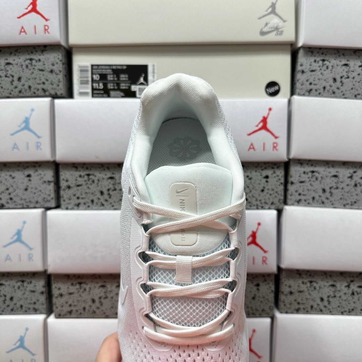 Winflo 11 White