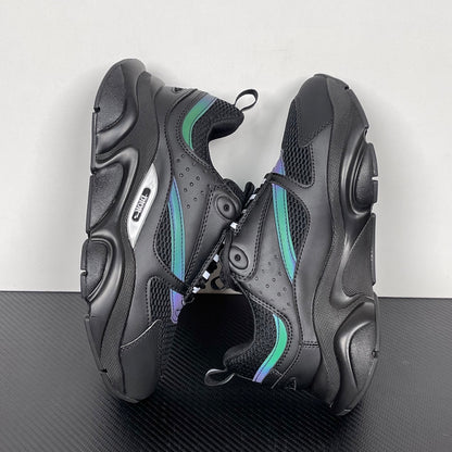 B22 Iridescent Shadow Runner