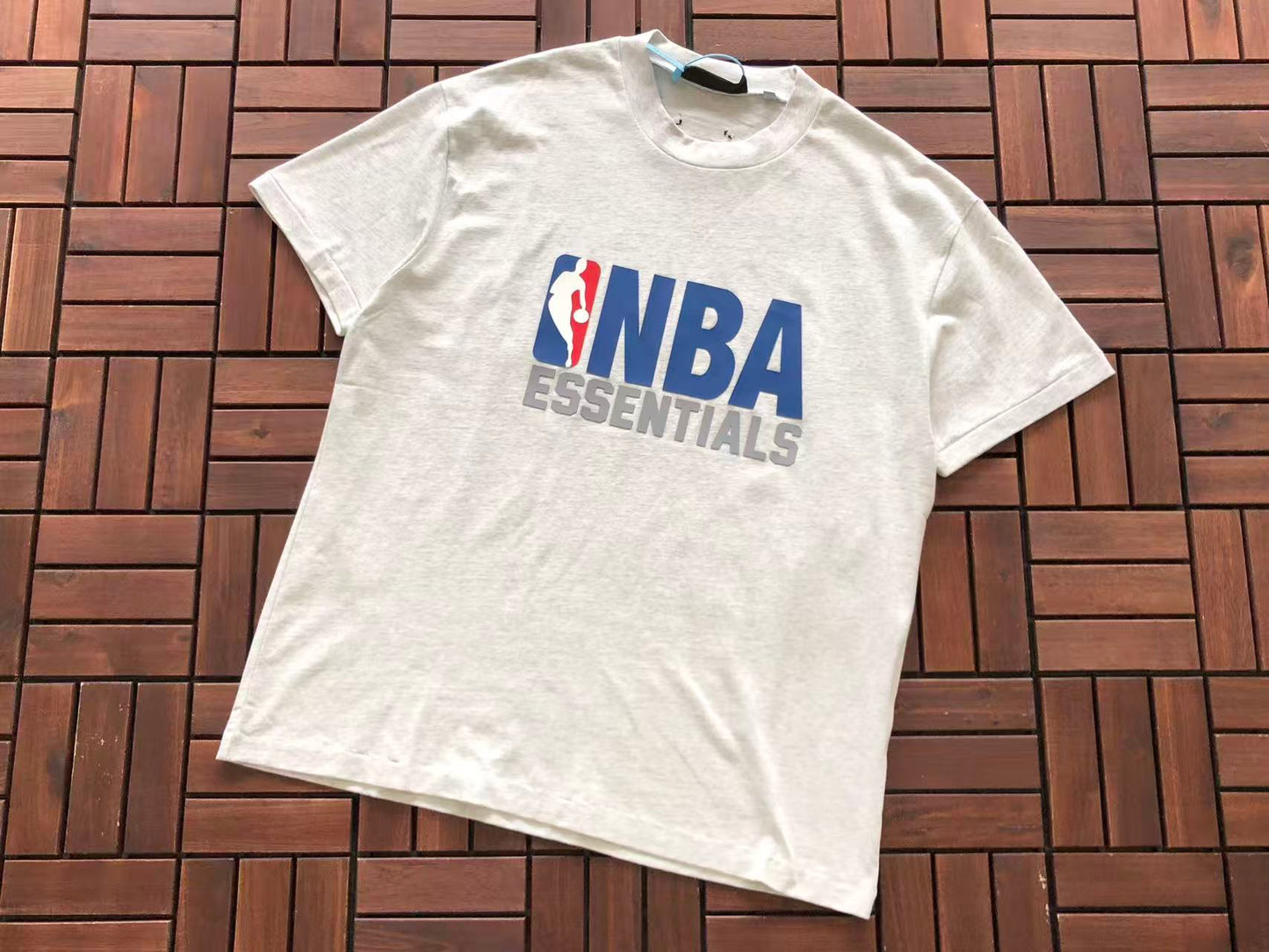 Conjuntos Essentials
