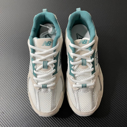 530 White Grey Green