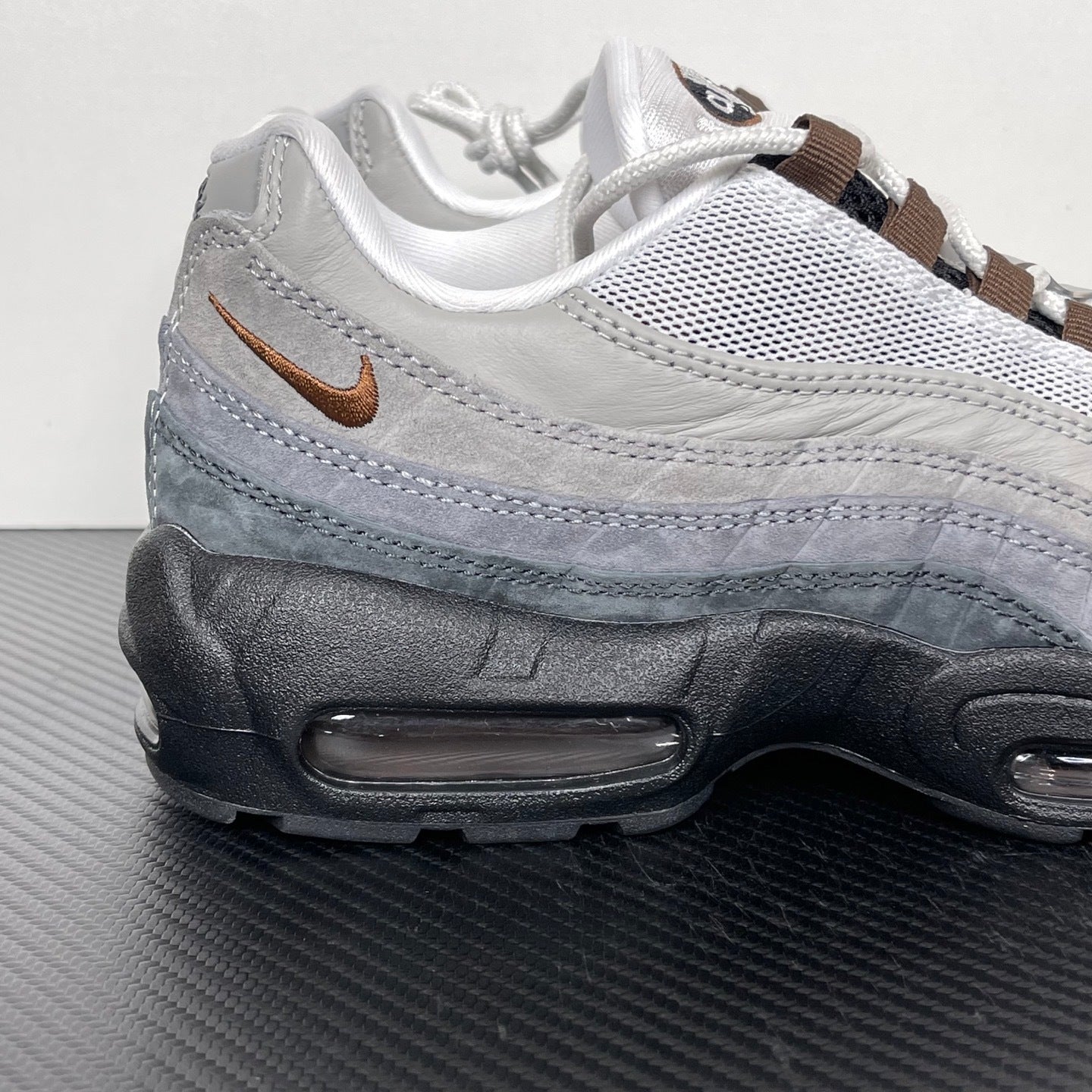 95 Brown Grey