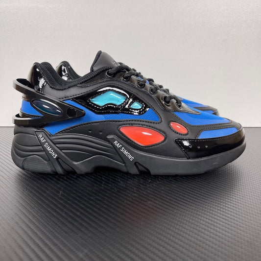 Cylon-21 Black and Blue