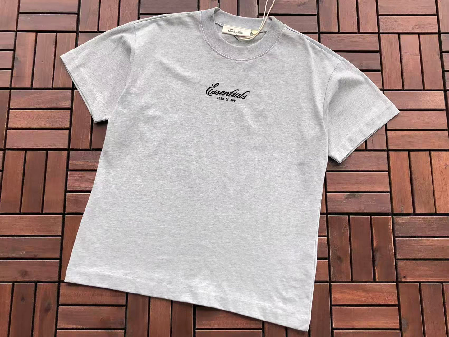 T-Shirts ESSENT