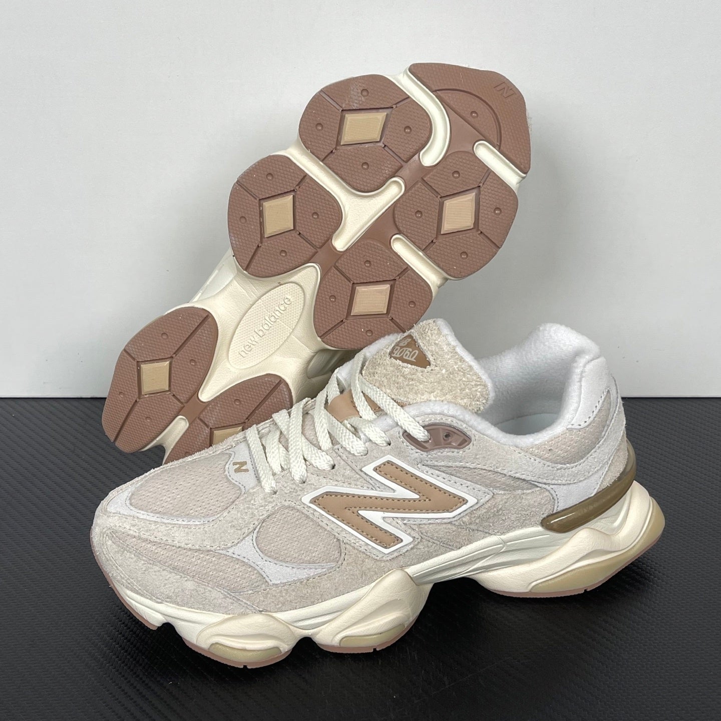 NB 9060 Bisque Sea Salt