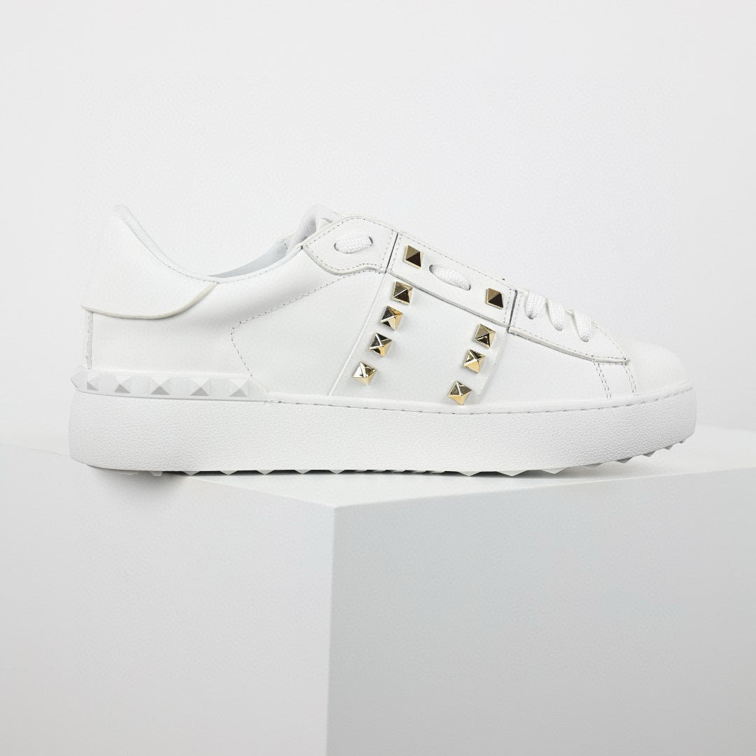 Valentino Rockstud Untitled White