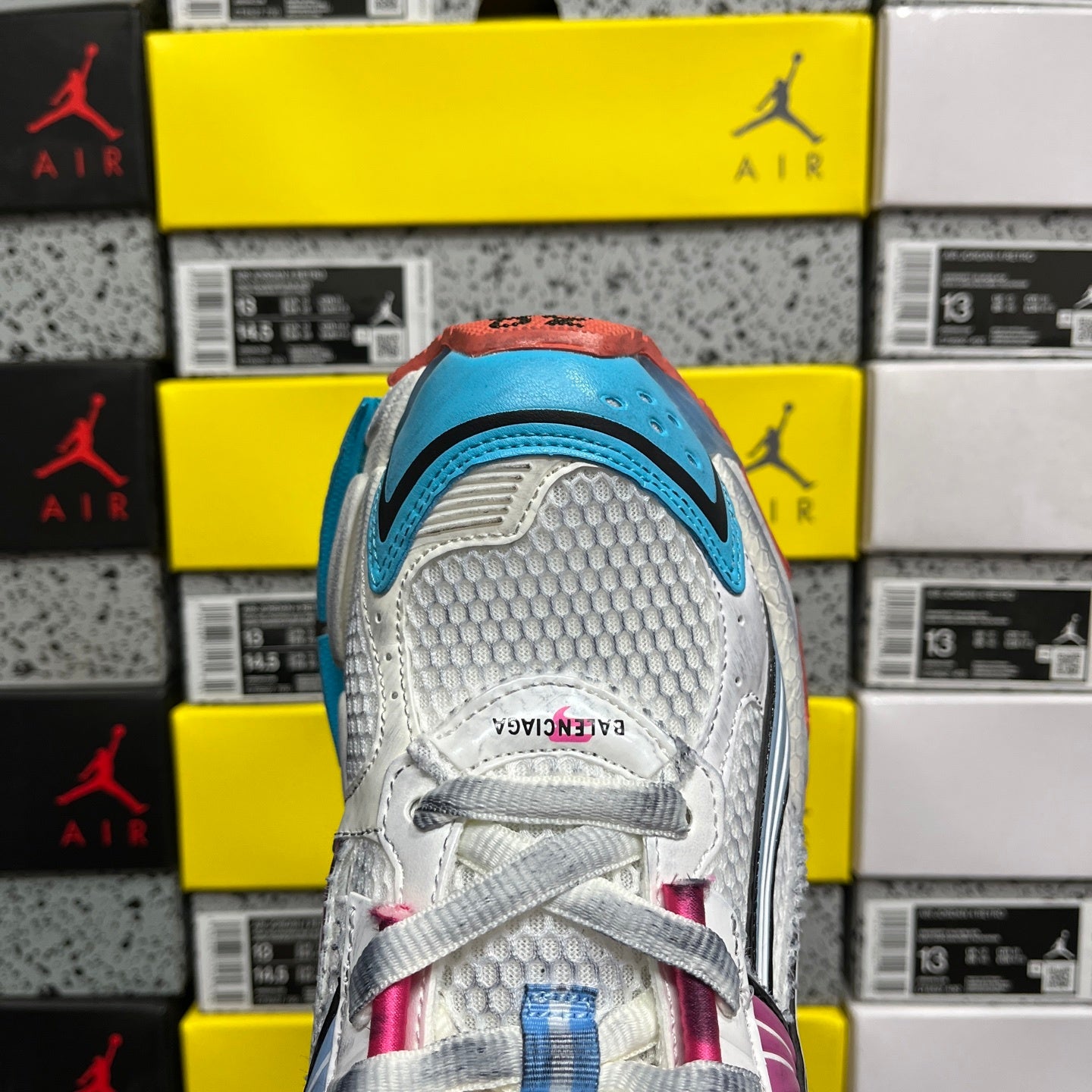 BLG Runner White/Grey/Blue/Orange/Pink