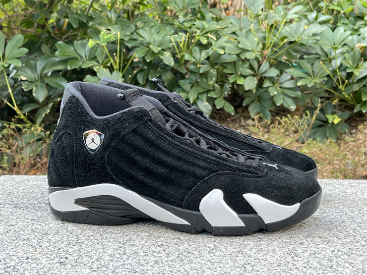 AJ14 Bred