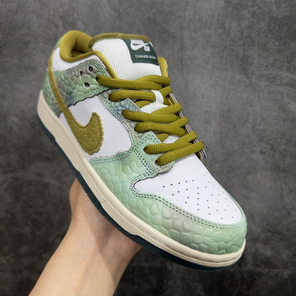 Dunk SB Alexis Sablone Chameleon