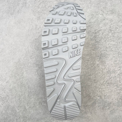 90 Jewel - Light Smoke Grey