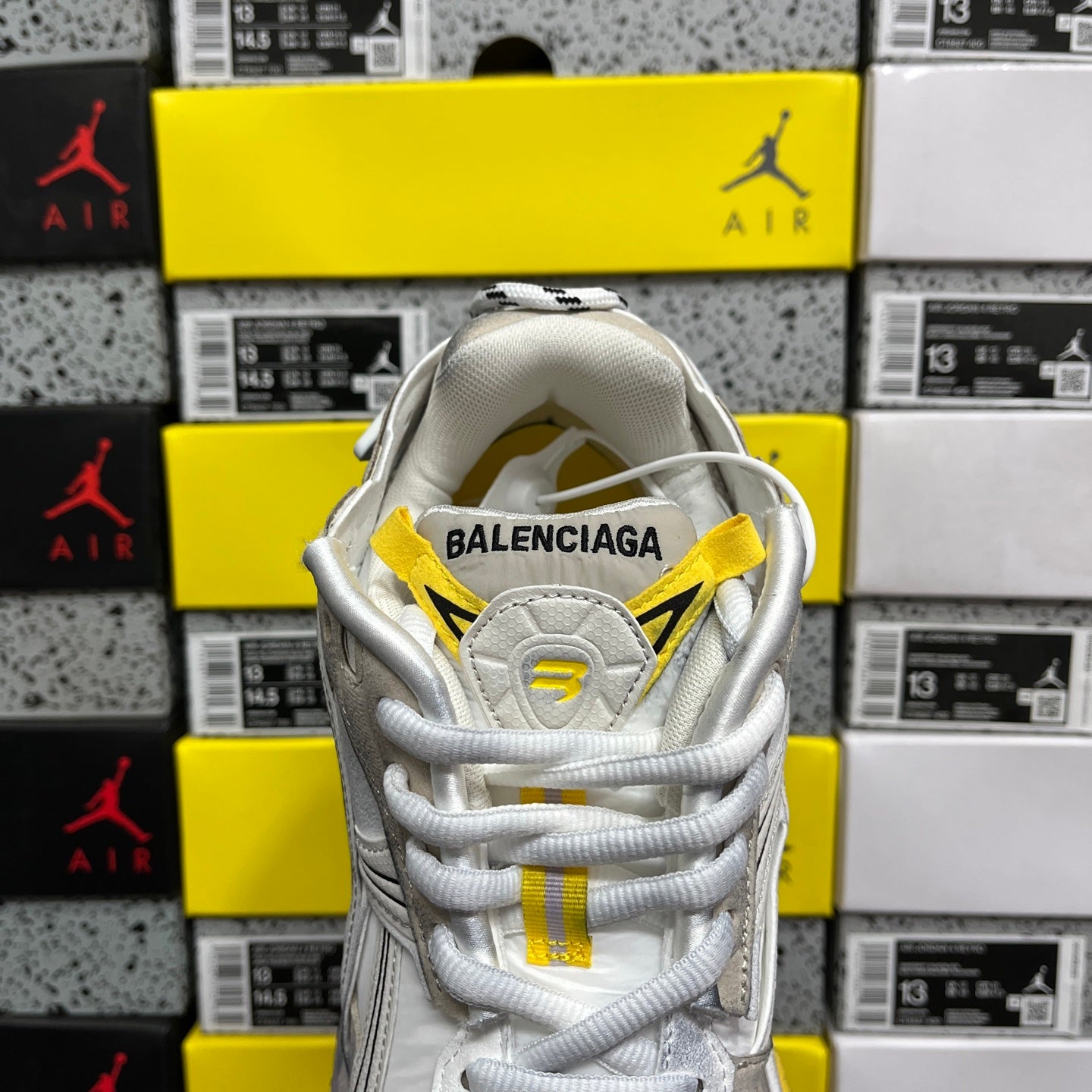 BLG Runner White/Black/Beige/Yellow
