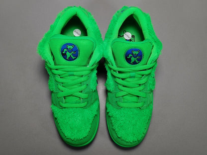 Dunk SB Grateful Dead Bears Green