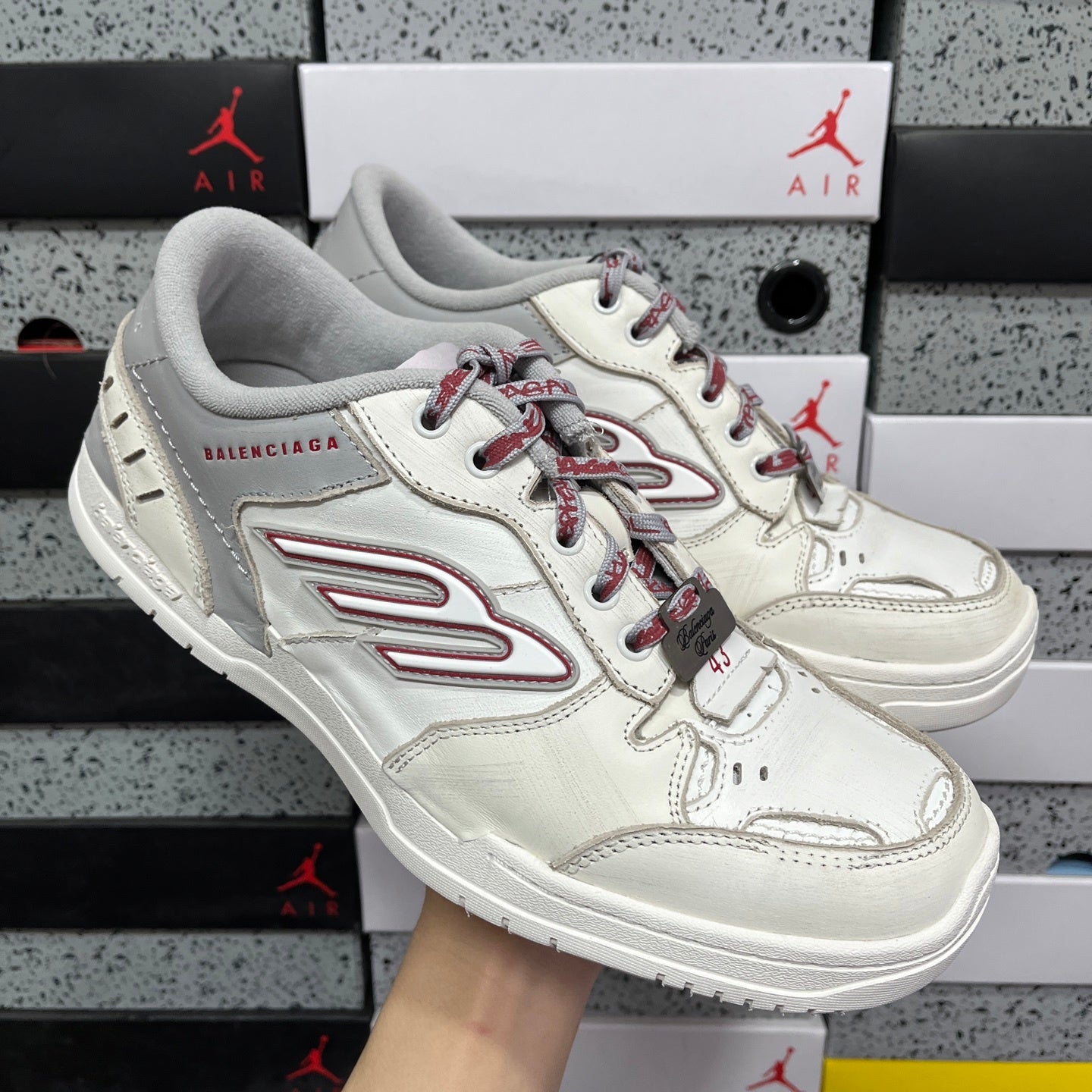BLG Hamptons White/Red/Grey