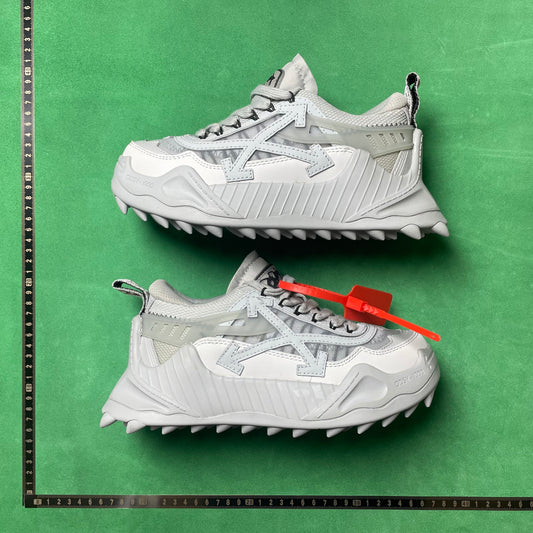 Odsy Grey White