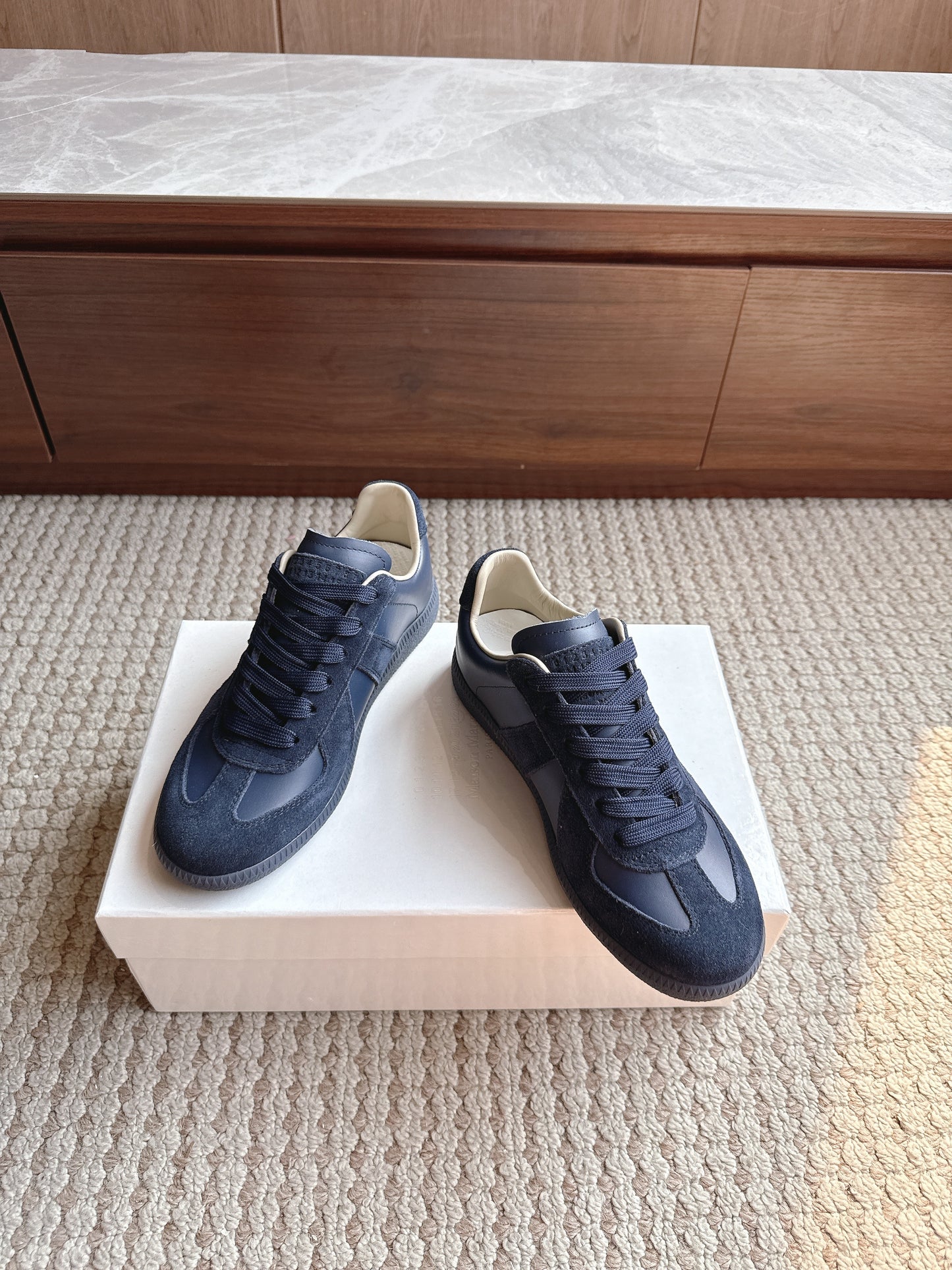 Maison Pure Marine Blue