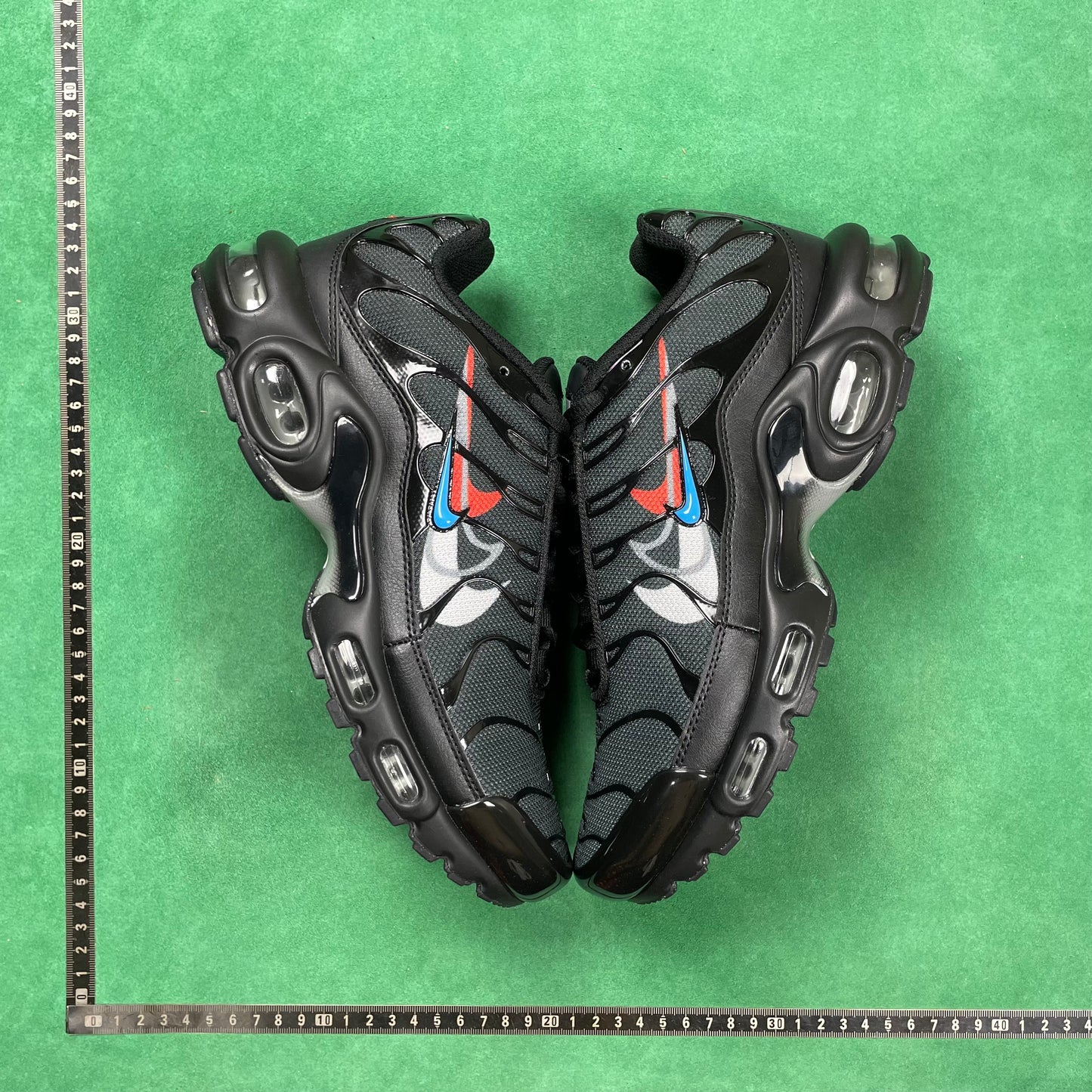 TN Multi Swoosh