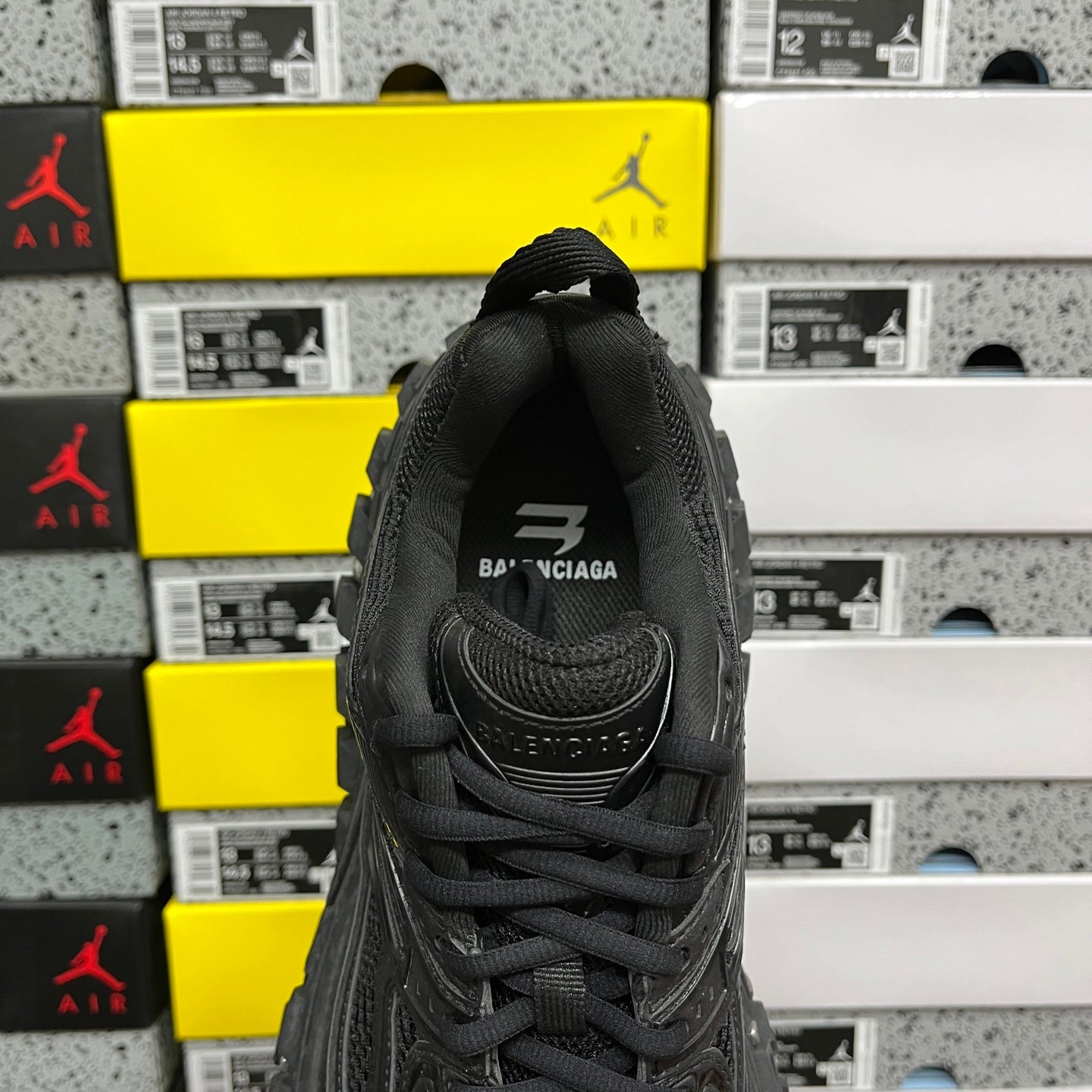 Defender Rubber Platform Black