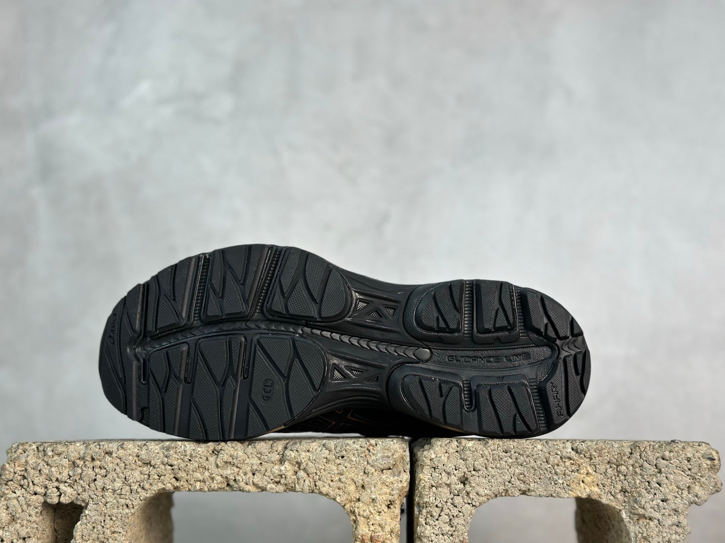 GEL-FLUX 4 Black