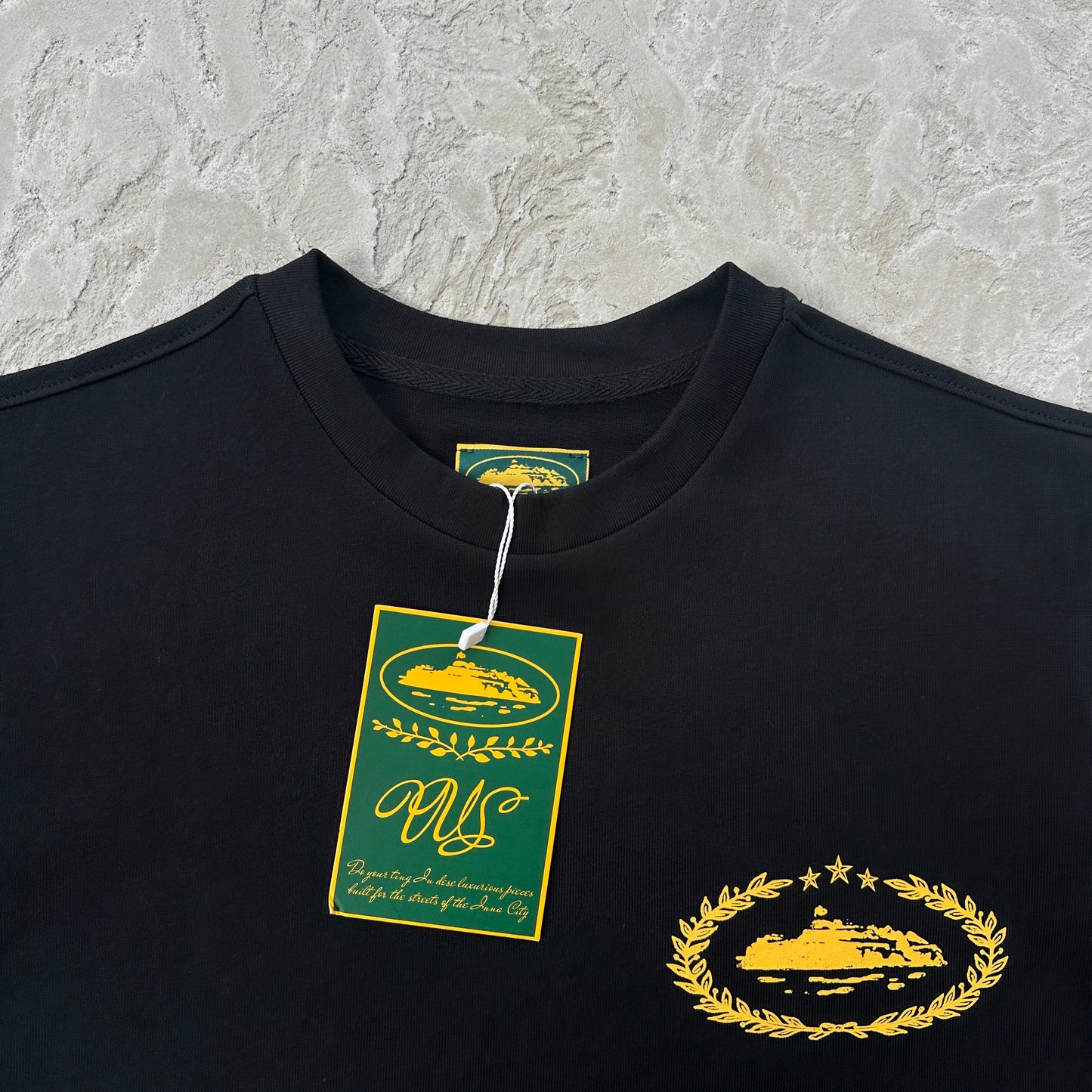 Royale heavyweight tee-Black and yellow