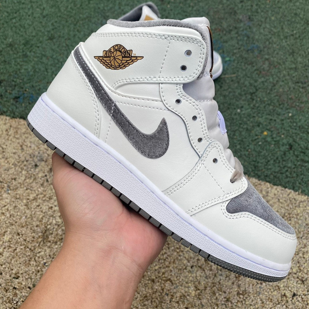 AJ1 MID Sail Metallic Gold Flat Pewter