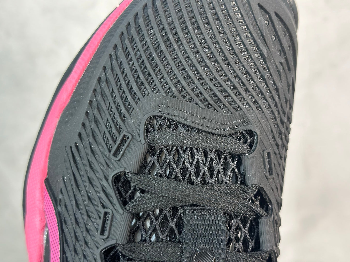 COURT FF3 NOVAK Black/Pink