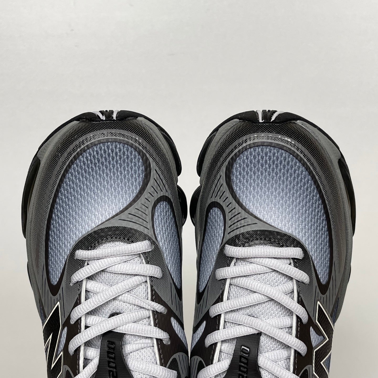 2000 ABZORB Grey