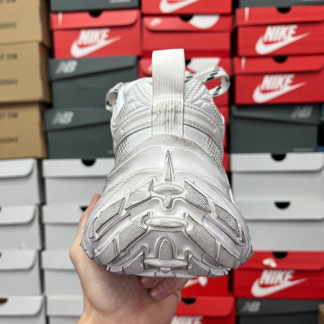 BLG 6XL Triple White