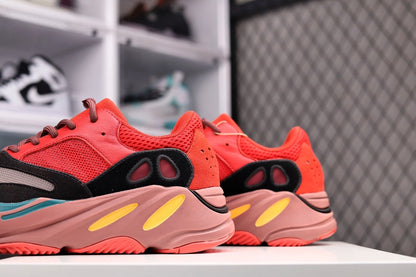 700 Hi-Res Red