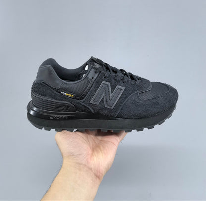 574 All Black