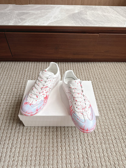 Maison Paint Pink LIght Blue Sole