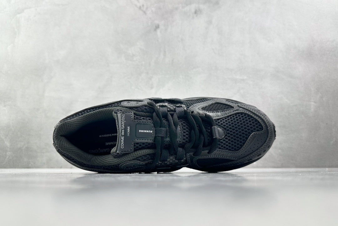 1906 Triple Black