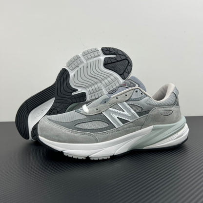 990 Grey Day